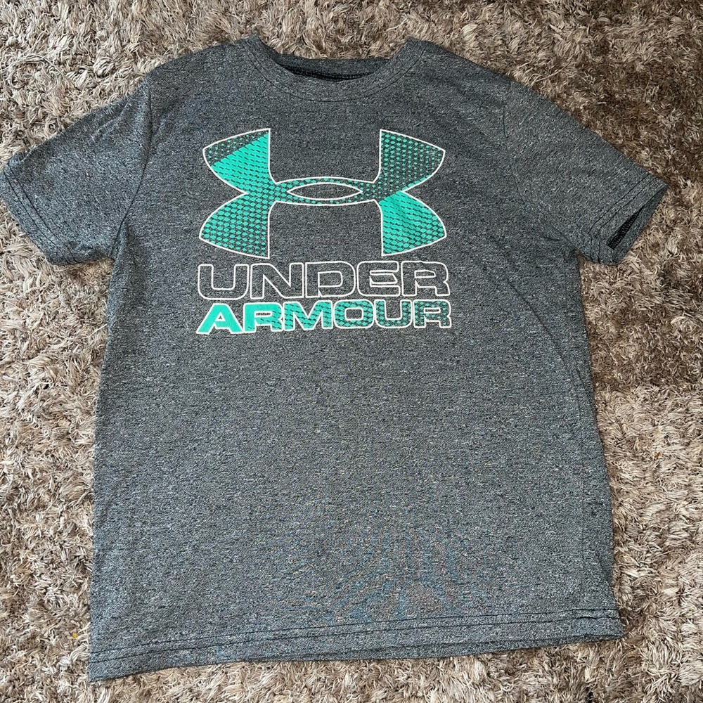 Under armour tee
